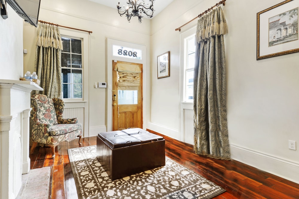 New Orleans Vacations - 3 Bedroom 5 beds - 2028 - Property Image 1