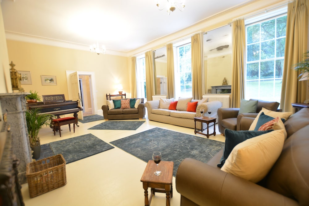 Henstead Hall