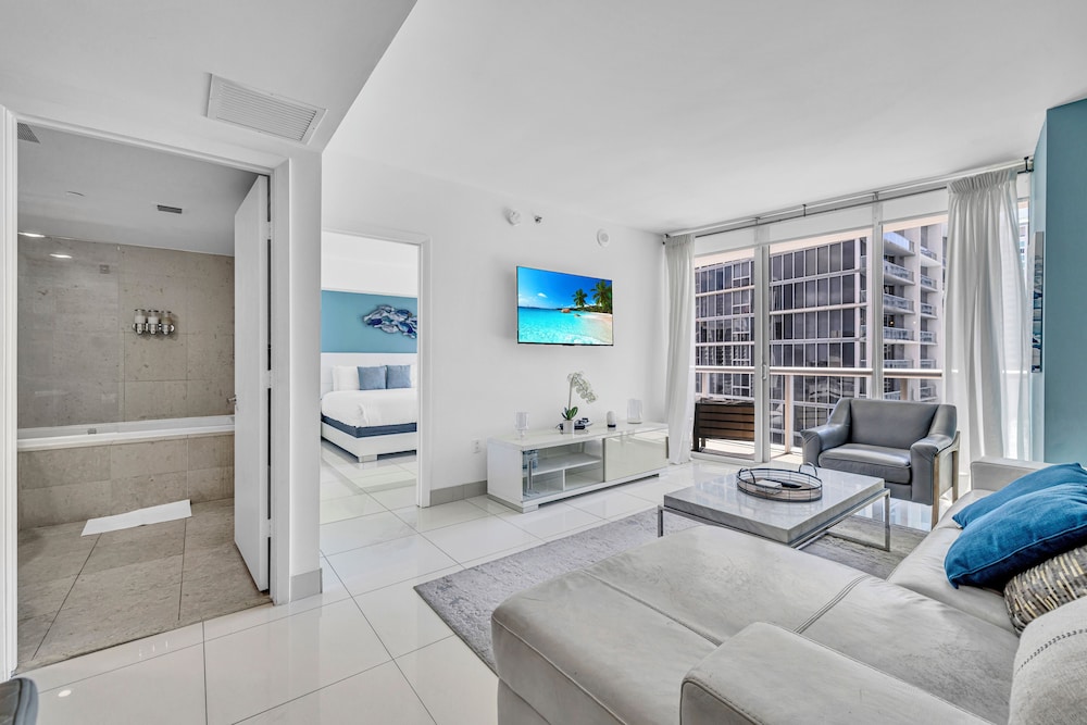 Icon Brickell