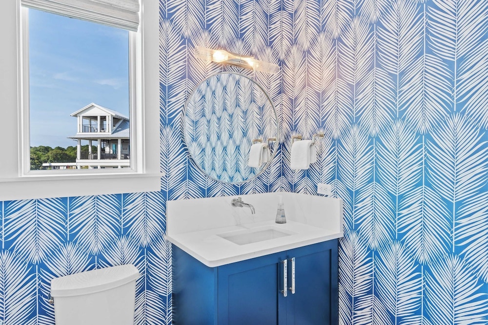 30A Beach Getaway by Avantstay Gulf Views + Pool Golf Cart + Bonfires