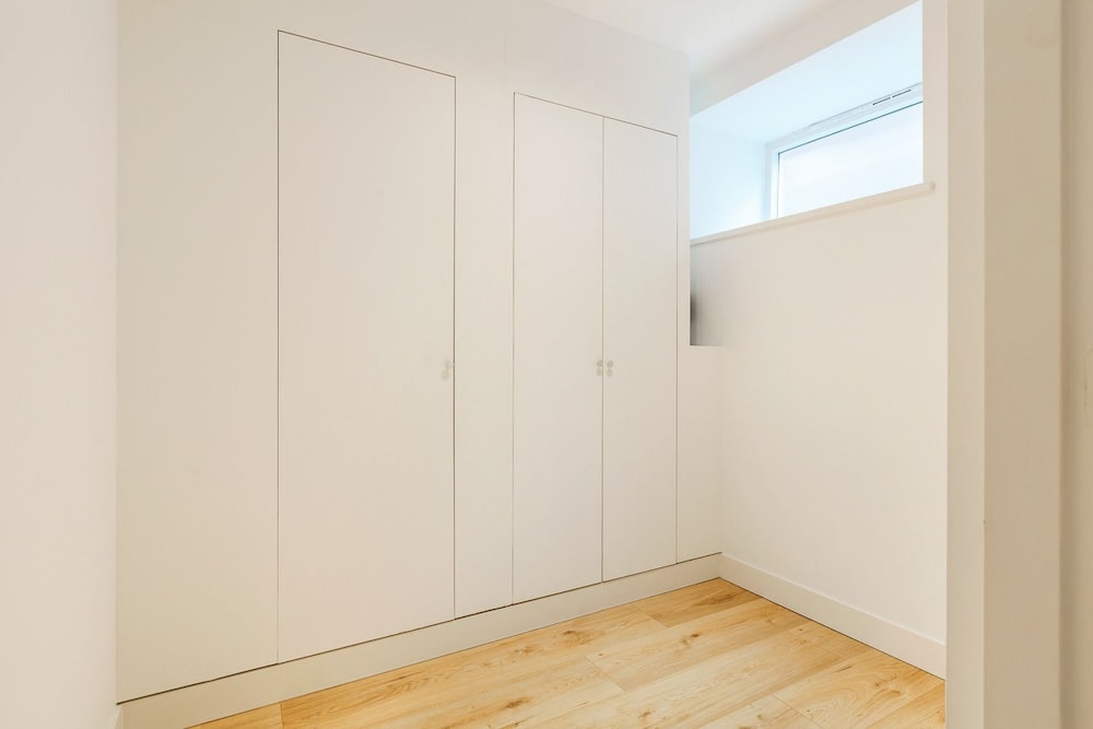 Canal Garden Apartment 11