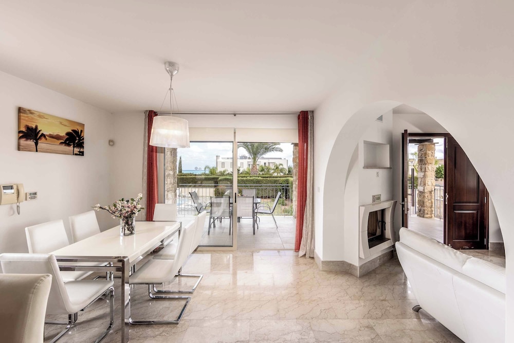Villa Prosperity