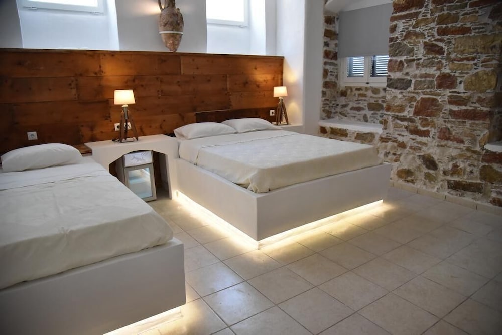 Axilleion Guest House
