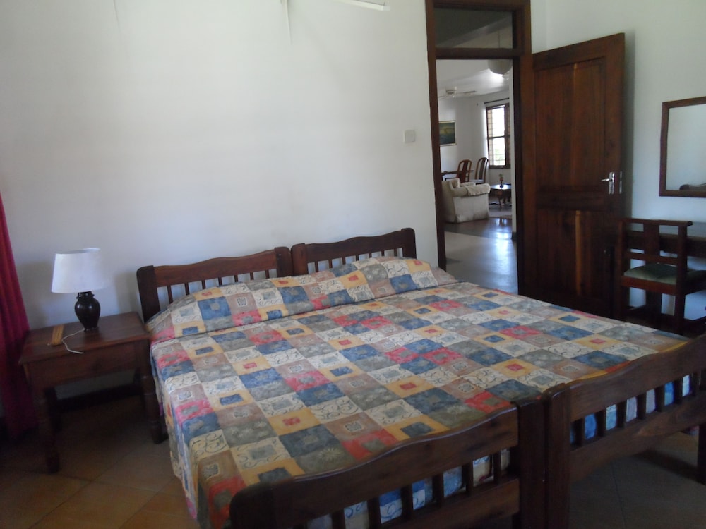 Upanga B&B - UN Road