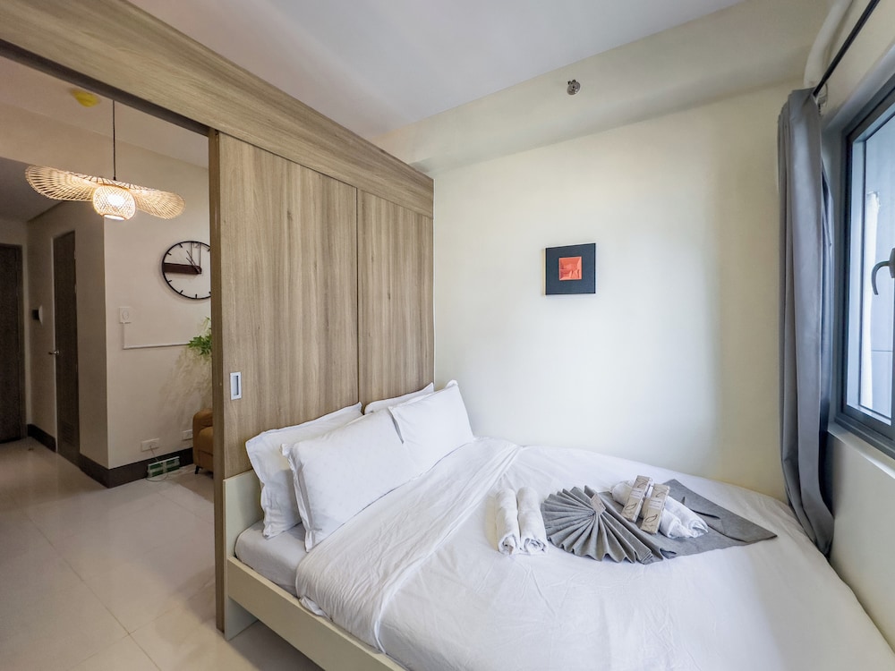 GemstoneBR in SMDC Fame Residences