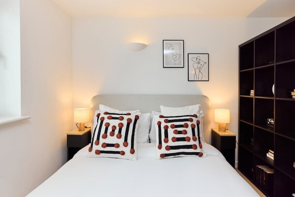 The River Thames Hideout - Modern 1bdr Flat