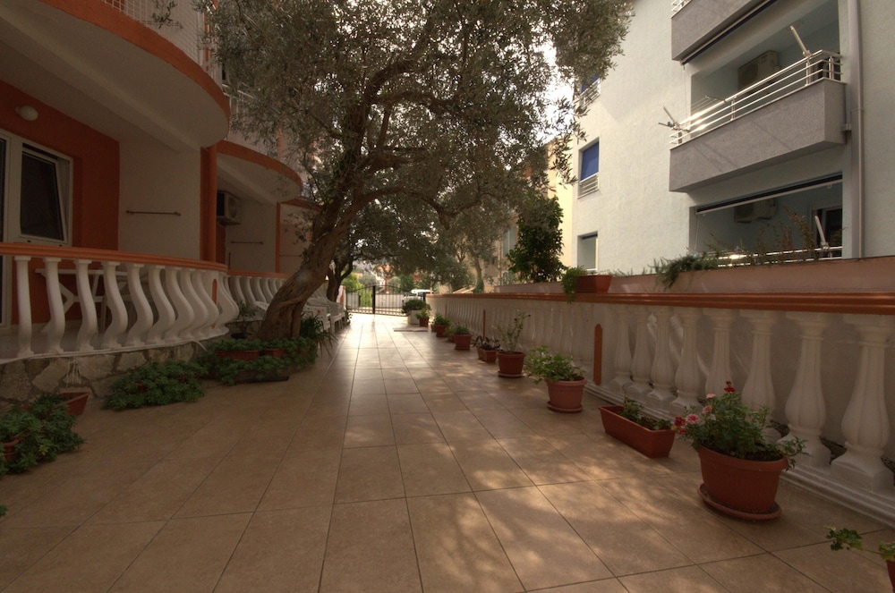Photo 17