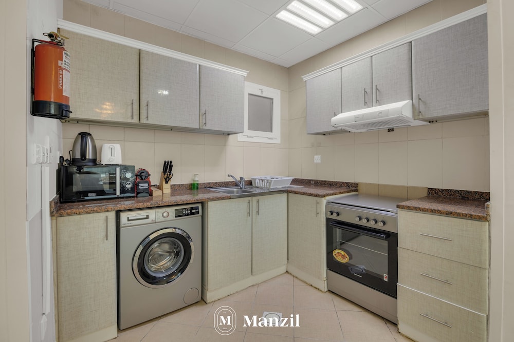 Manzil-1BR near JBR Beach & Blue Waters