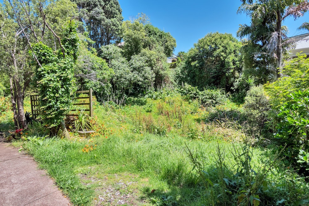 Ponsonby Holiday Home Near The City
