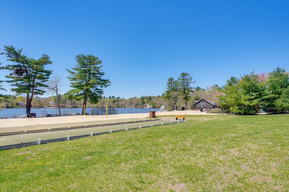 Lake Access & Pools: Sun-soaked Westford Cottage!