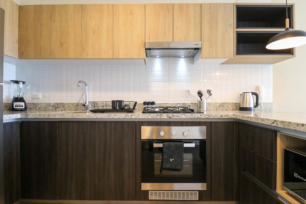 w Grandiose 1BR w Great Balcony in Miraflores