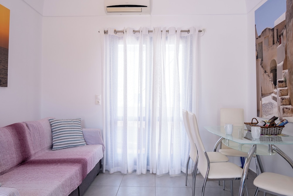 ADELPHI APARTMENTS