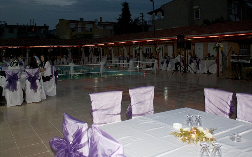 meeting & event spaces