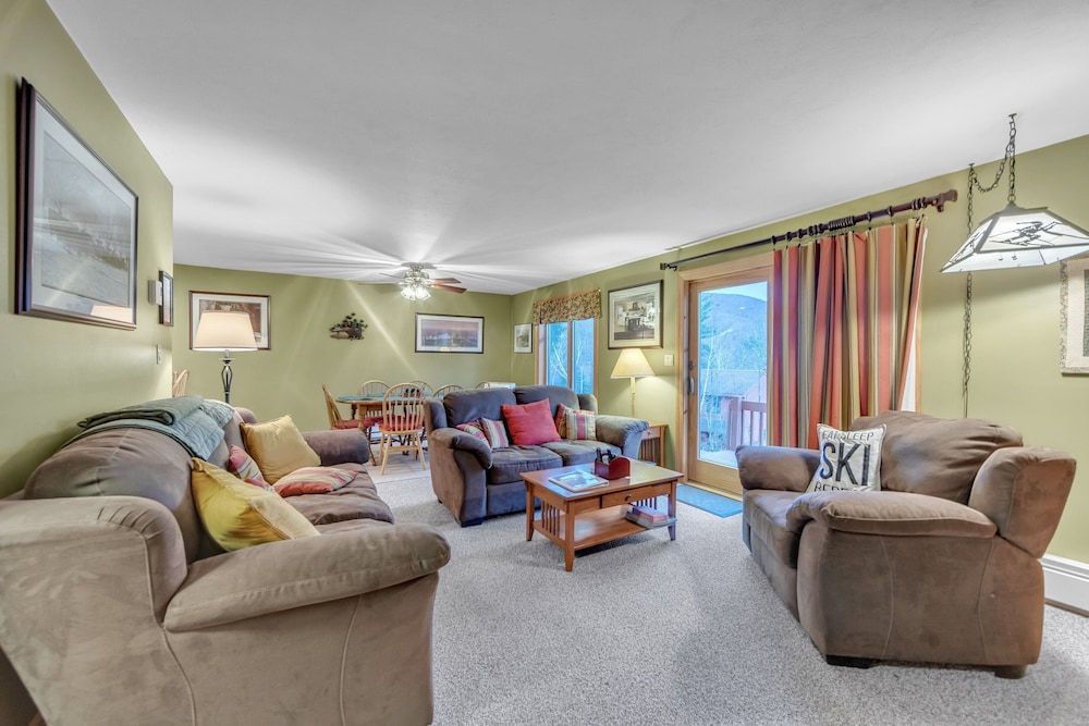 Otter Slide 78i - A Cozy Mountain Retreat 2 Bedroom Townhouse by The Summit at Gore Mountain