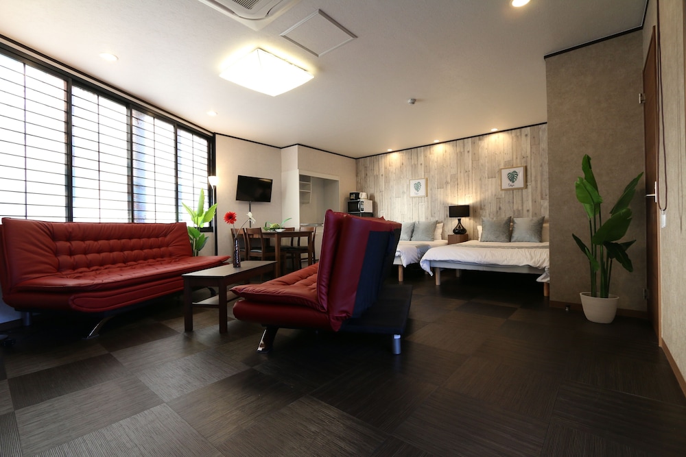 Guest House Liz Nakazaki-cho
