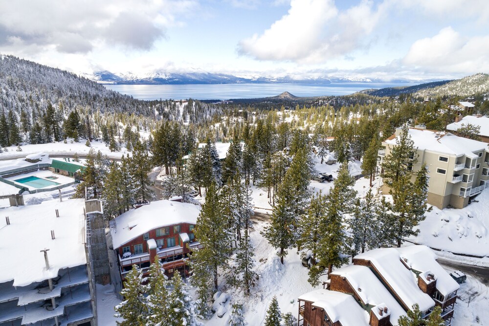 Snowflake Chalet 2 Bedroom Condo