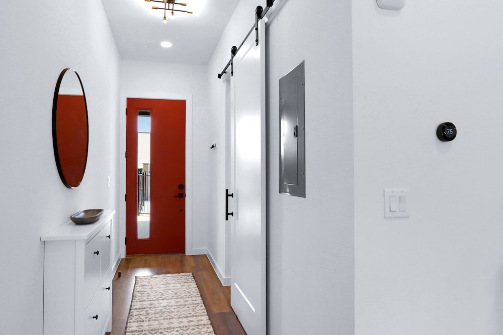 Luxury Resort-style Living Centrally Located