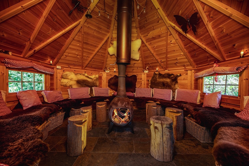 Group House in Twente With Hot Tub