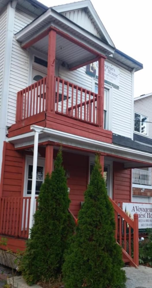 A Voyageur's Guest House