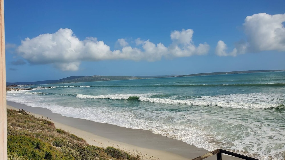 Seaside Retreat in Langebaan With Hot Tub and BBQ
