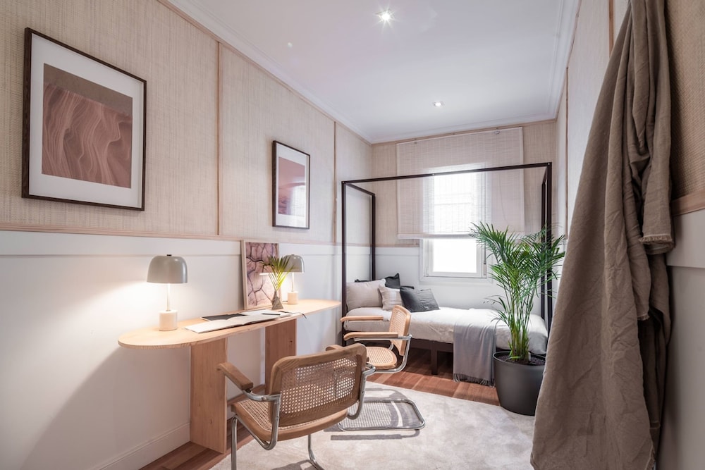 Betawi - 3 Bedroom in Chamber