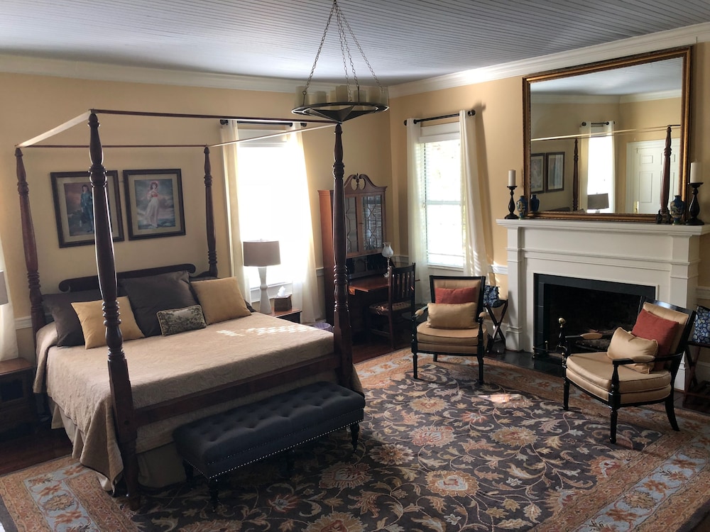 The Elizabethtown Inn