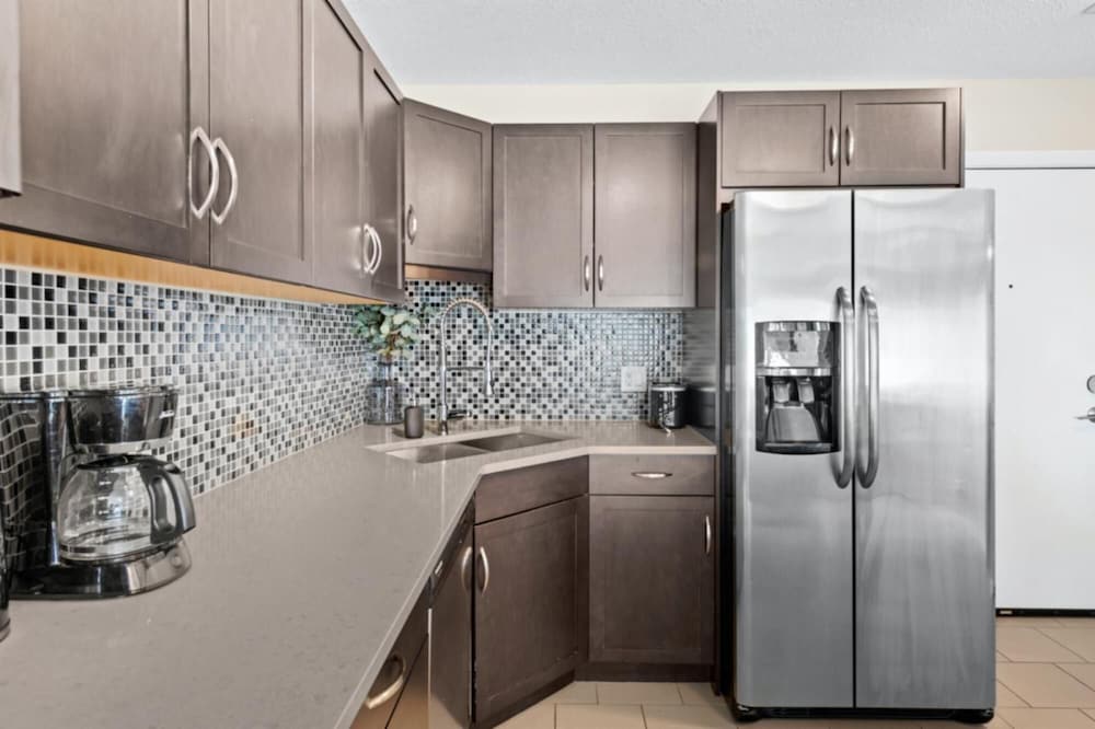 Modern Calgary Apartments - Calgary 1320 1St SE 1503 P4 2Bd 2bath - Image 4