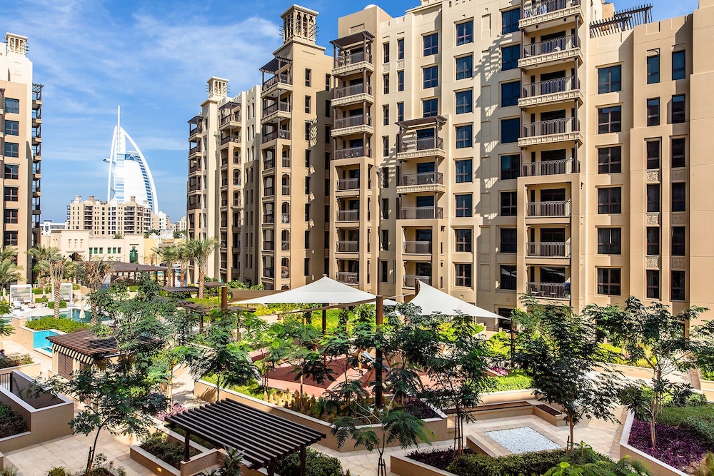 Premium 1BR in Asayel 2