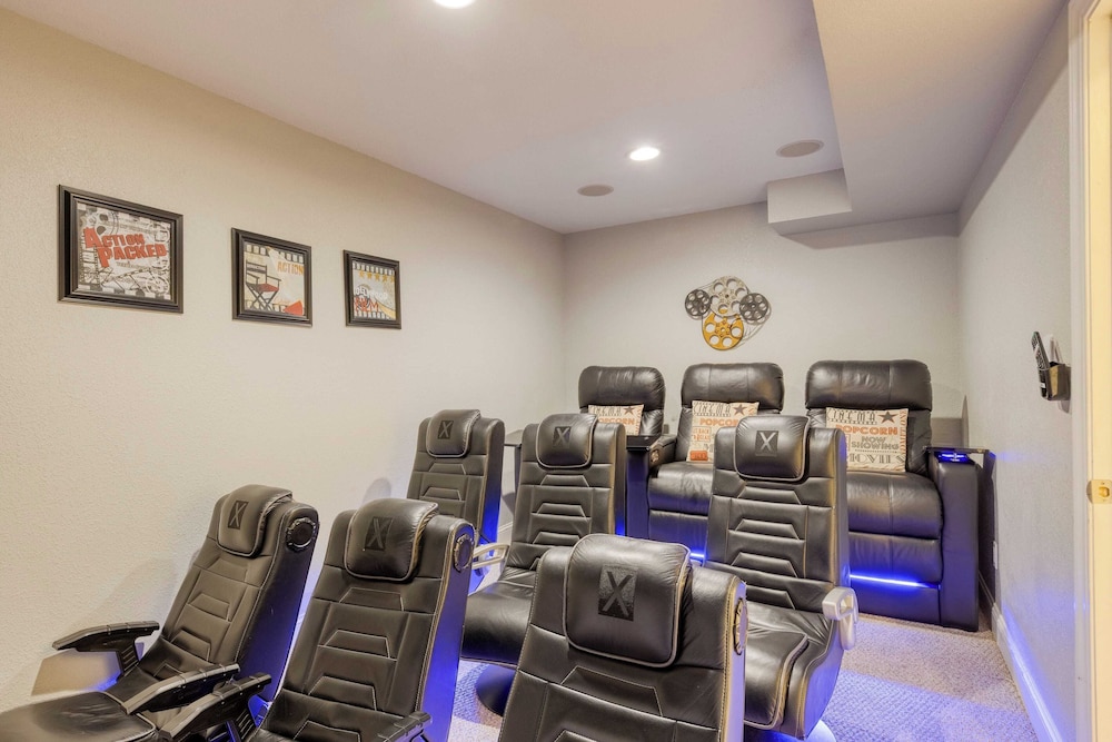 Sleeps 28 Beachfront w/ Pool, Hot Tub, Game Room Atlantic Watch by Avantstay