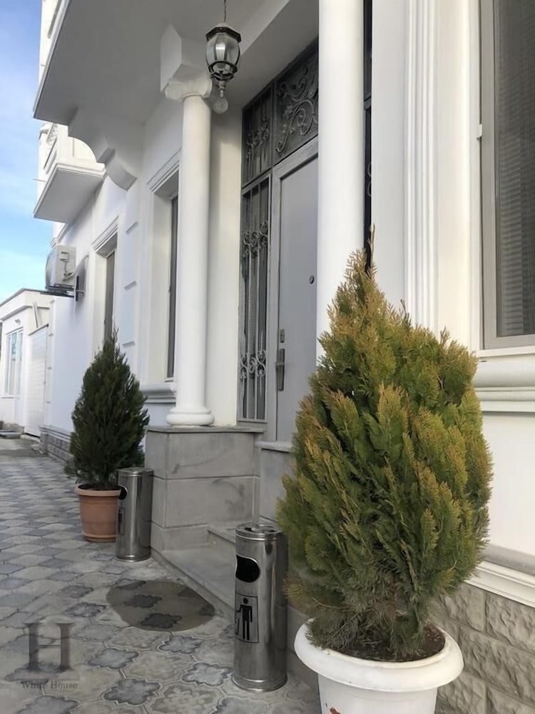 White House Tbilisi Inn view 5