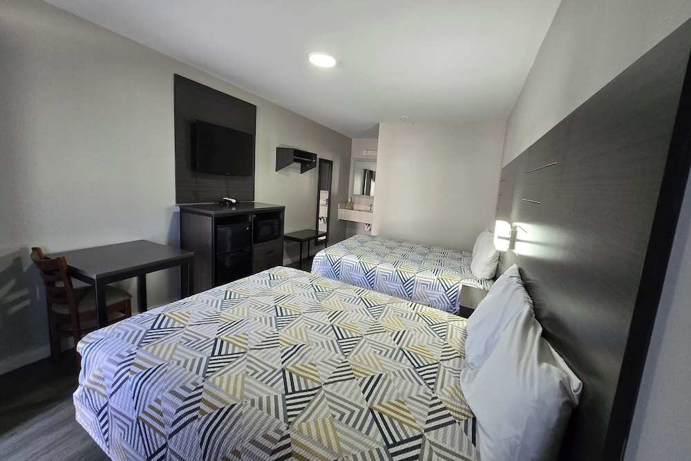 Deerfield Inn McComb I-55