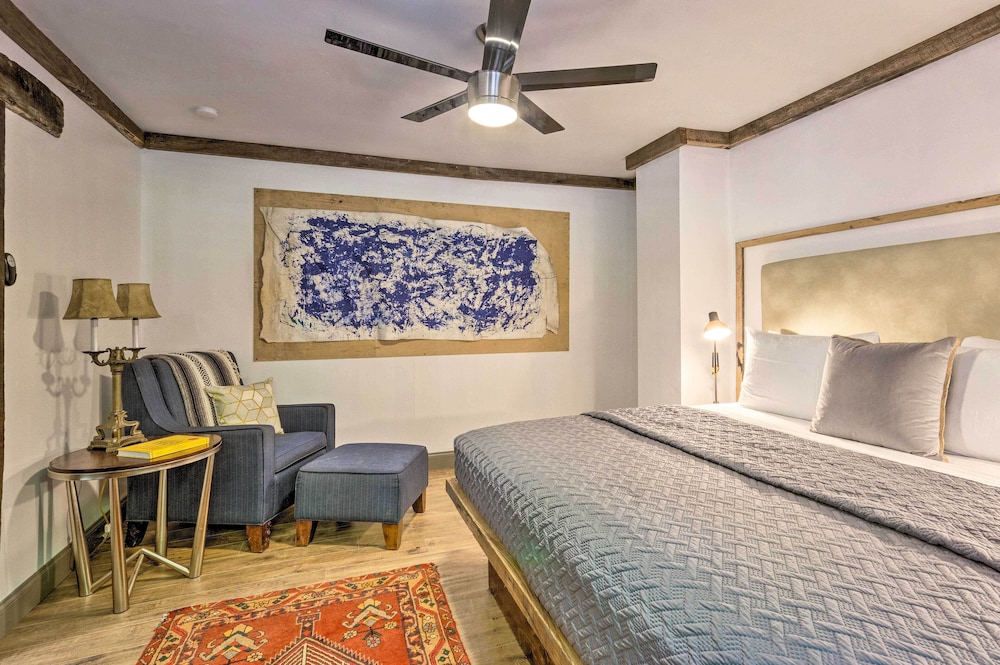 Renovated Burnsville Retreat w/ Deck + River Views view 2