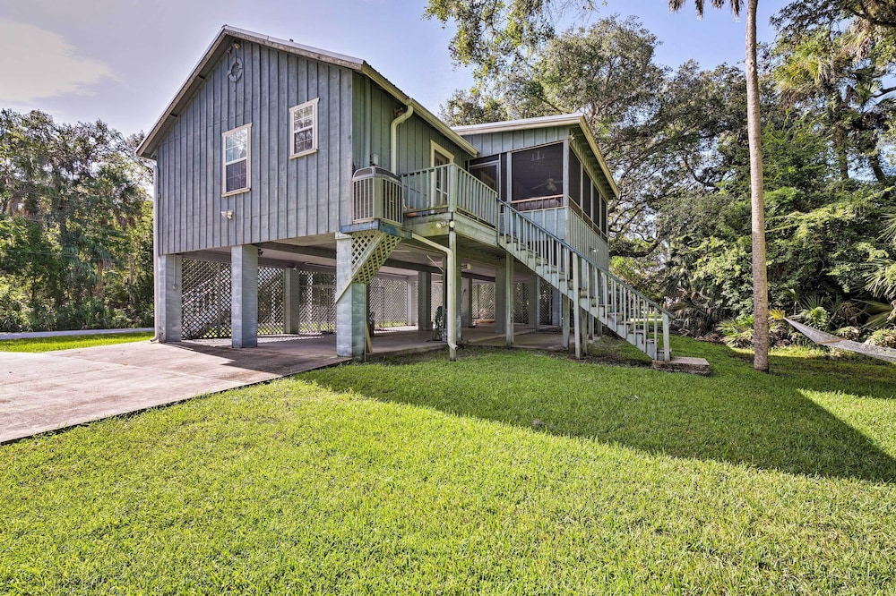 1 Mi to Boat Launch: Crystal River Home w/ Dock view 4