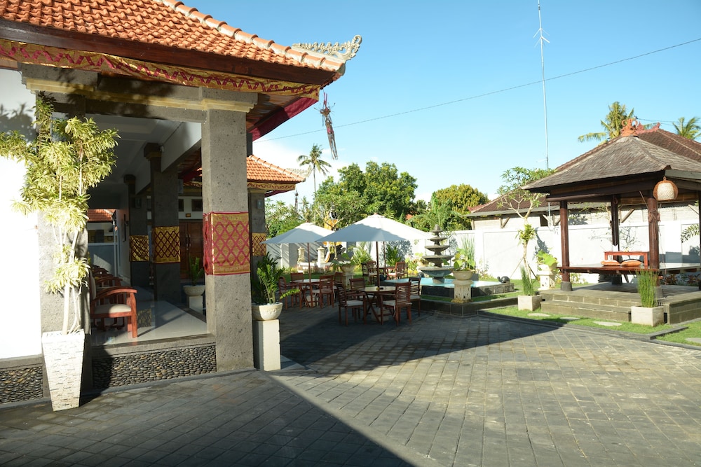 Kubu Garden Suites & Villas Nusa Dua