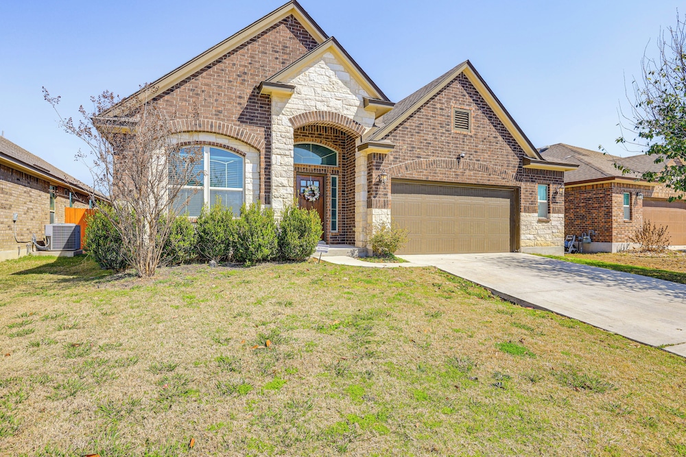 Pool Access & Fenced Yard: Modern San Antonio Gem