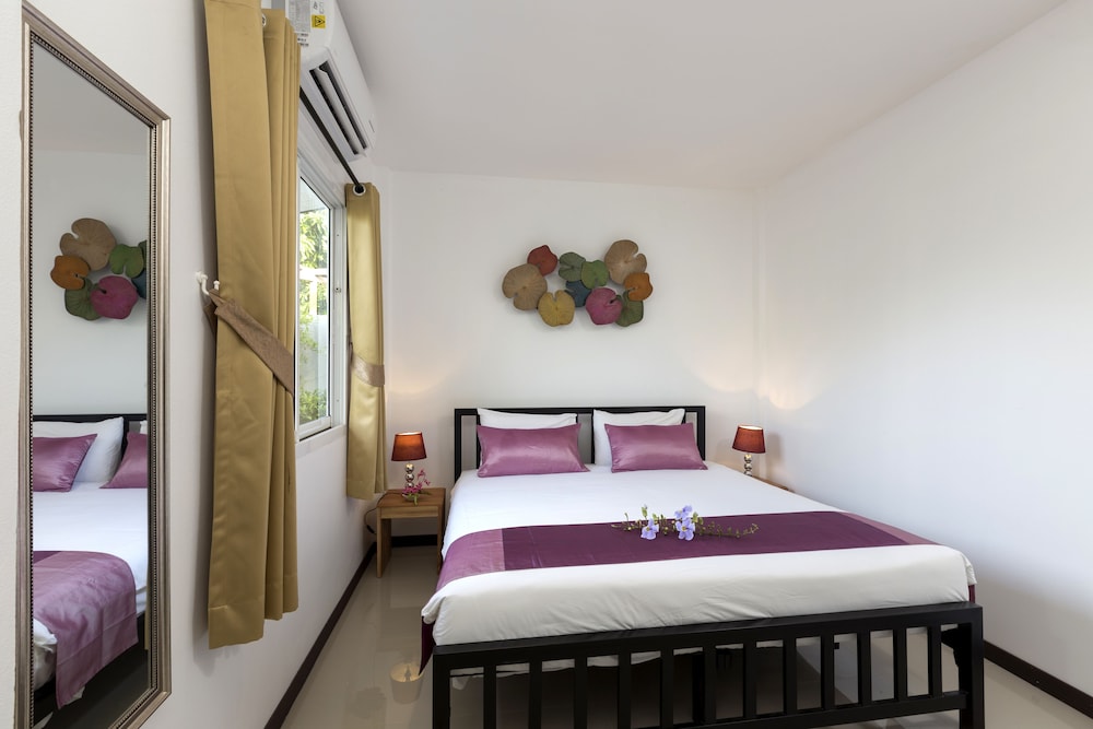 The Lantern Hostel and SPA