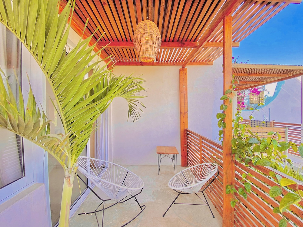 Perro Surfero Hotel Boutique - Todos Santos, BCS