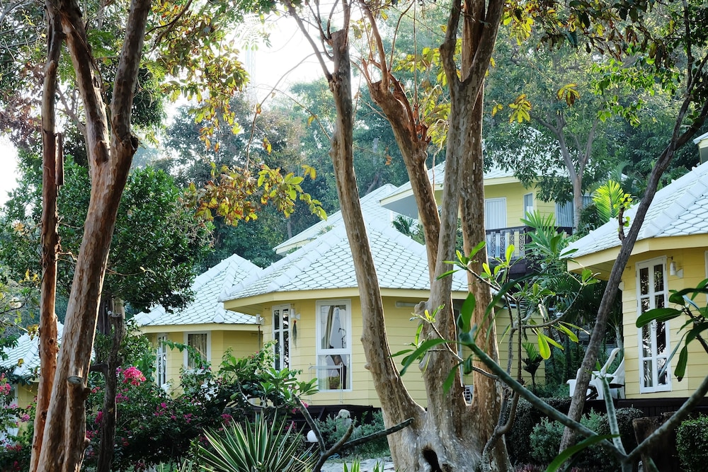Nimmanoradee Resort