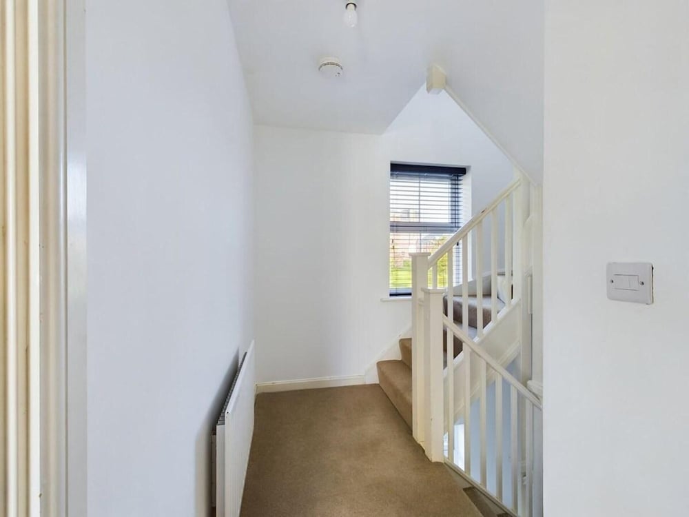 Riverfront Staffordshire Retreat