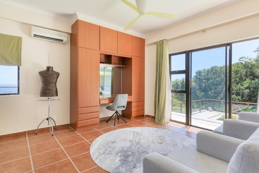 Villa Sol Camps Bay - Family Retreat With 360 Views
