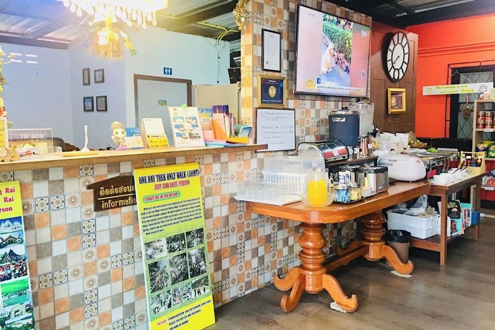 Chat House Chiang Rai