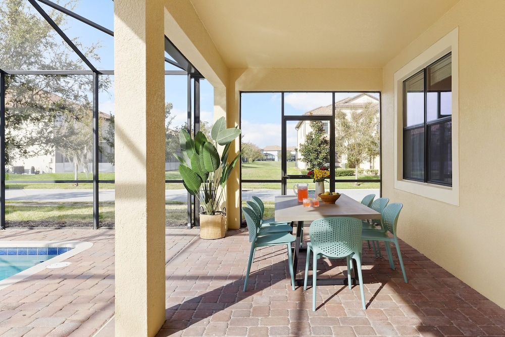Shadow Mountain Family Oasis w Game Room Pool Resort Access Themed Rooms