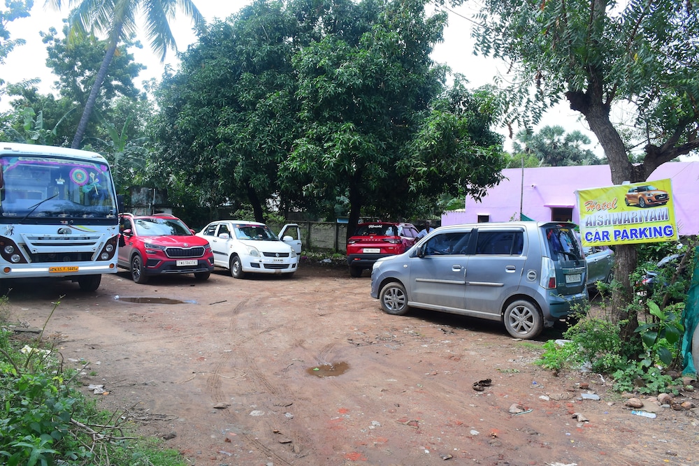 Hotel Aishwariyam Thirukadaiyur view 3