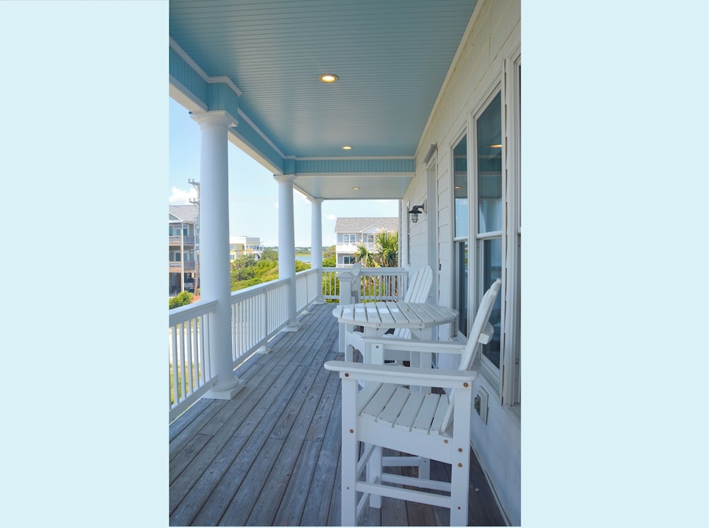 Oceans 111 by Topsail Realty