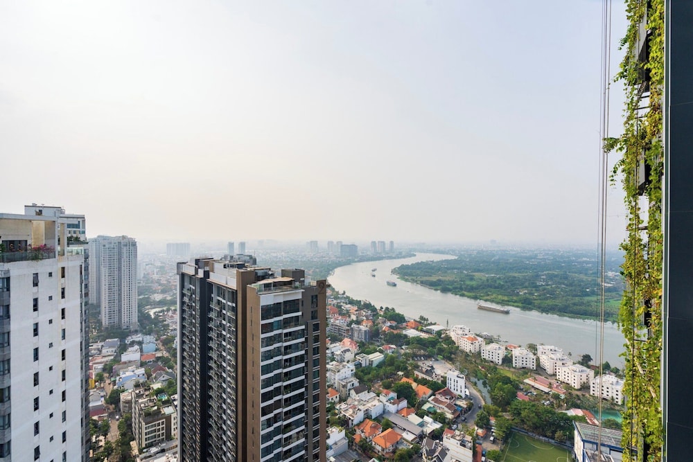 Lumiere Riverside Luxury Apartment, photo 53
