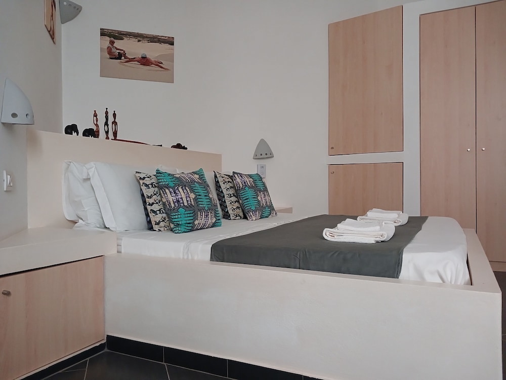 Kolatilde- Estoril Beach Flat