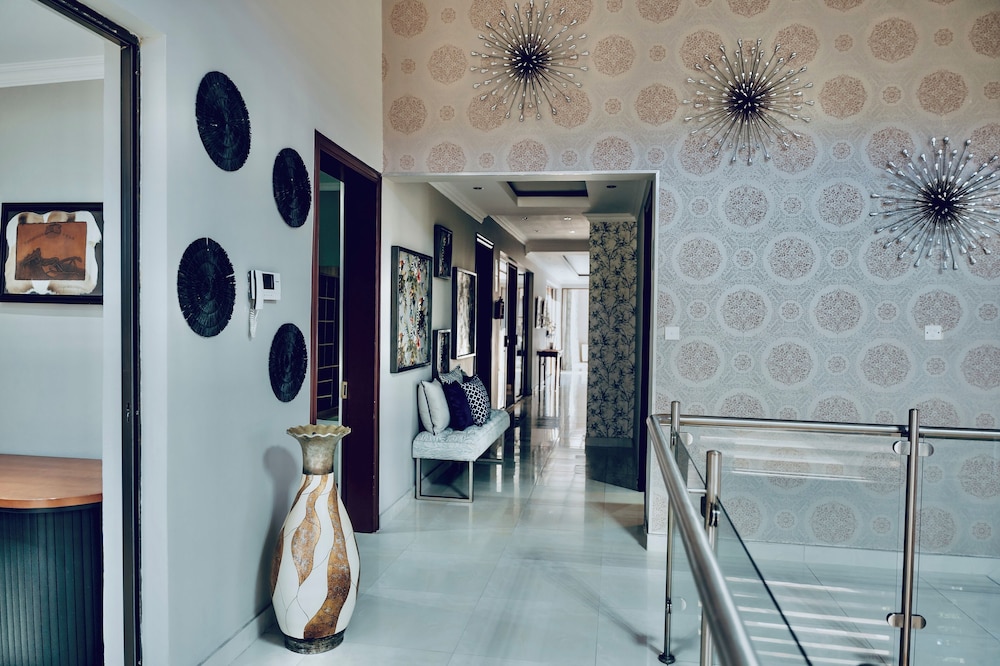 Escapade Lux Guesthouse