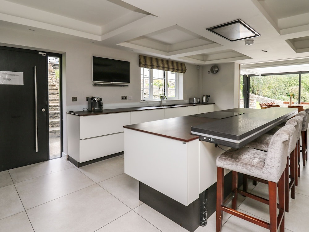 Glamorgan House
