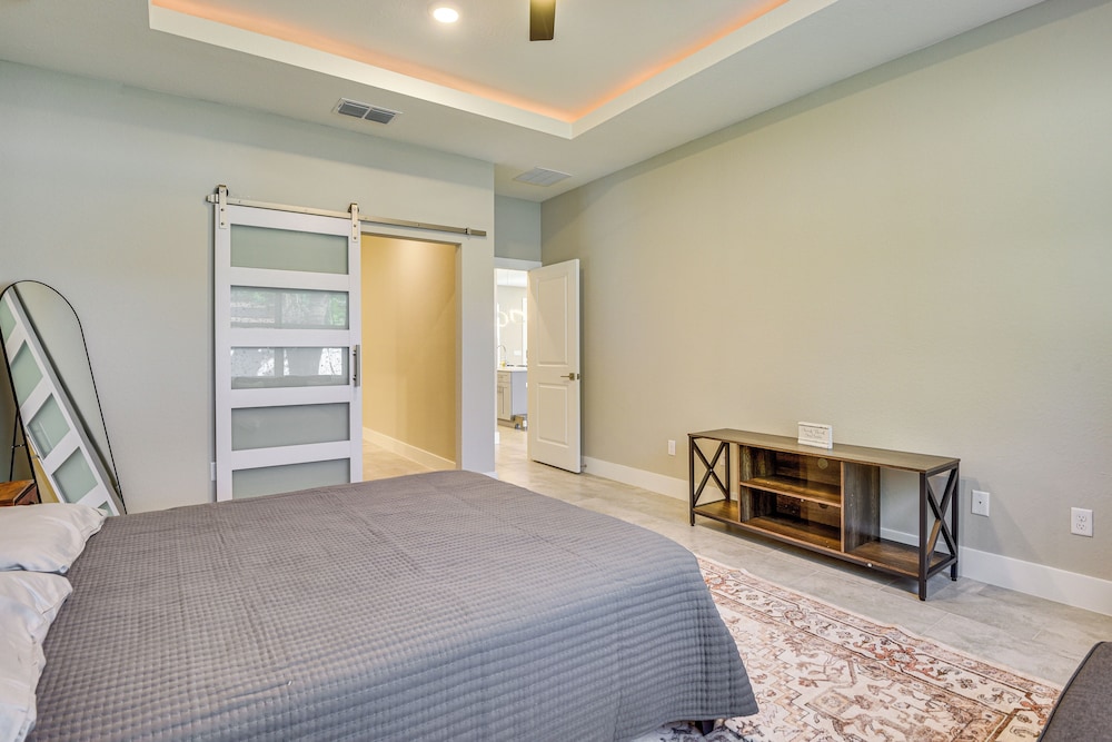 Peaceful Getaway in North Port w/ Spacious Yard