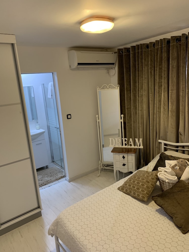 Luxury Suites